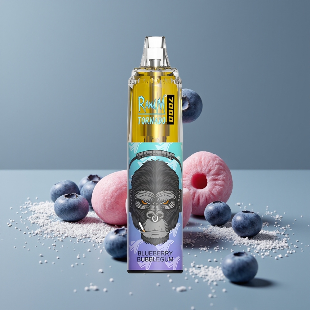 RandM Fumot Tornado 7000 نَفَثات بنكهة التوت البري والعلكة مع بطارية 850 ميلي أمبير وإضاءة RGB