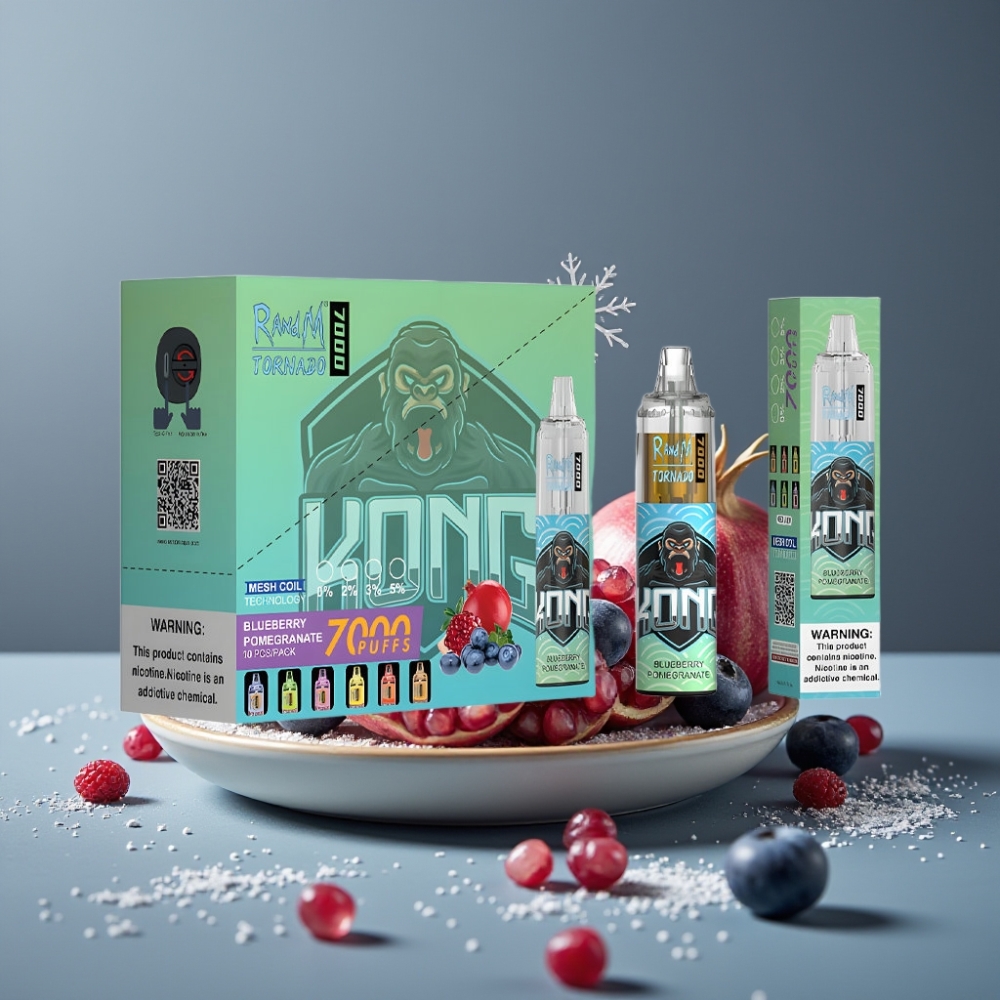 RandM Fumot Tornado 7000 نَفَثات بنكهة التوت والرمان مع بطارية 850 ميلي أمبير ومنفذ Type-C