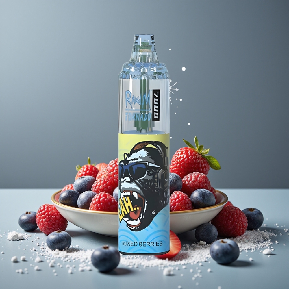 RandM Fumot Tornado 7000 بشريط ألوان RGB ونكهة التوت المختلط