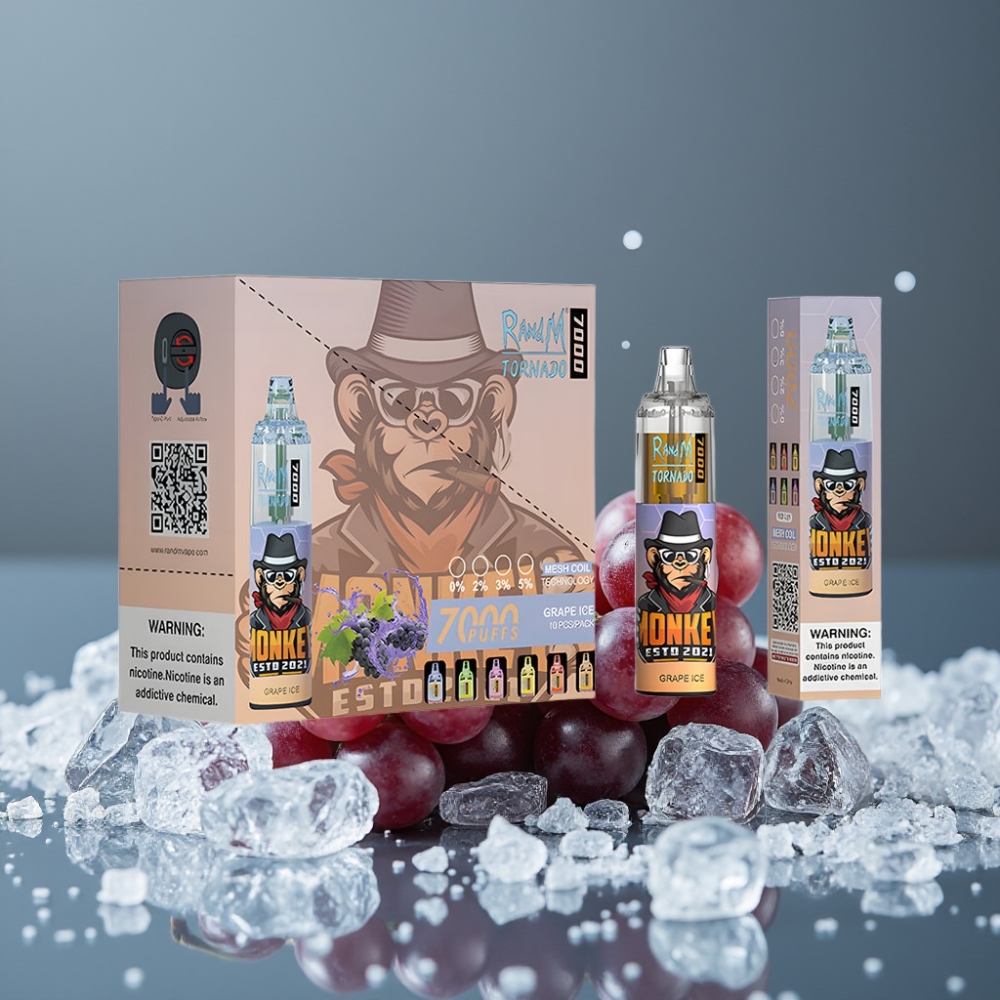 RandM Fumot Tornado 7000 نَفَثات بنكهة عنب مثلج مع ضوء RGB ومنفذ Type-C